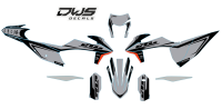 KTM EXC 125 250 350 450 500 2020 Model 22 set
 
Gehele stickerset bestaande uit
- Radiaset (6 delig)
- Nummerset (5 delig)
- Trimset (12 delig)

 
KTM EXC 125 250 350 450 500 2020 Model 14 set

consisting off:
- Radiator shrouds (6 tiles)
- Nu