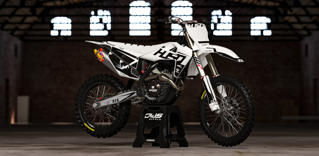 Husqvarna TE FE 2020 Model 1 set Gehele stickerset bestaande uit - Radiaset (2 delig) - Nummerset (5 delig) - Trimset (9 delig) Complete decasl kit consisting off - decals Radiator kit - decals side panels - decals Trimkit DWS Decals DWSDecals stickerset