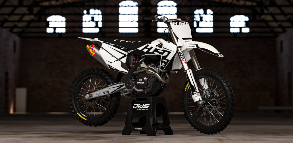 Husqvarna TE FE 2020 Model 1 set Gehele stickerset bestaande uit - Radiaset (2 delig) - Nummerset (5 delig) - Trimset (9 delig) Complete decasl kit consisting off - decals Radiator kit - decals side panels - decals Trimkit DWS Decals DWSDecals stickerset