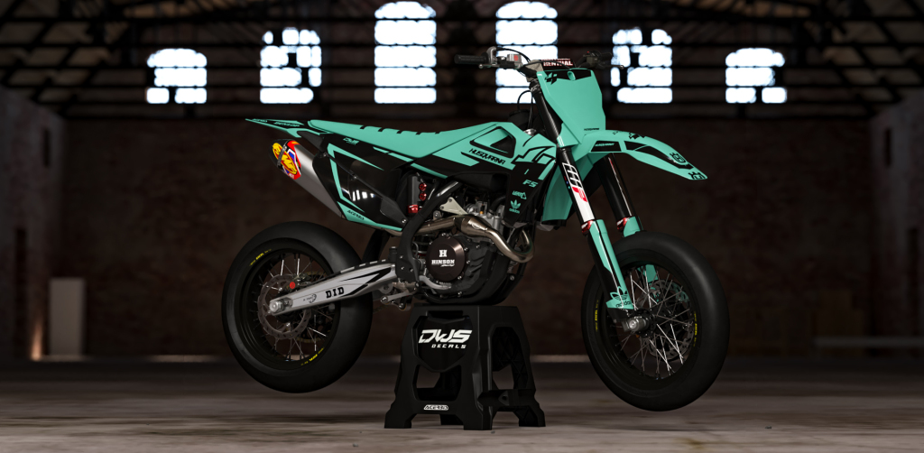 Husqvarna TE FE 2020 Model 1 set Gehele stickerset bestaande uit - Radiaset (2 delig) - Nummerset (5 delig) - Trimset (9 delig) Complete decasl kit consisting off - decals Radiator kit - decals side panels - decals Trimkit DWS Decals DWSDecals stickerset